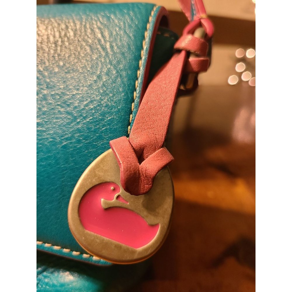 Dooney & Bourke Vintage Heart Flap Crossbody Turquois Pink Leather Small - Picture 5 of 10